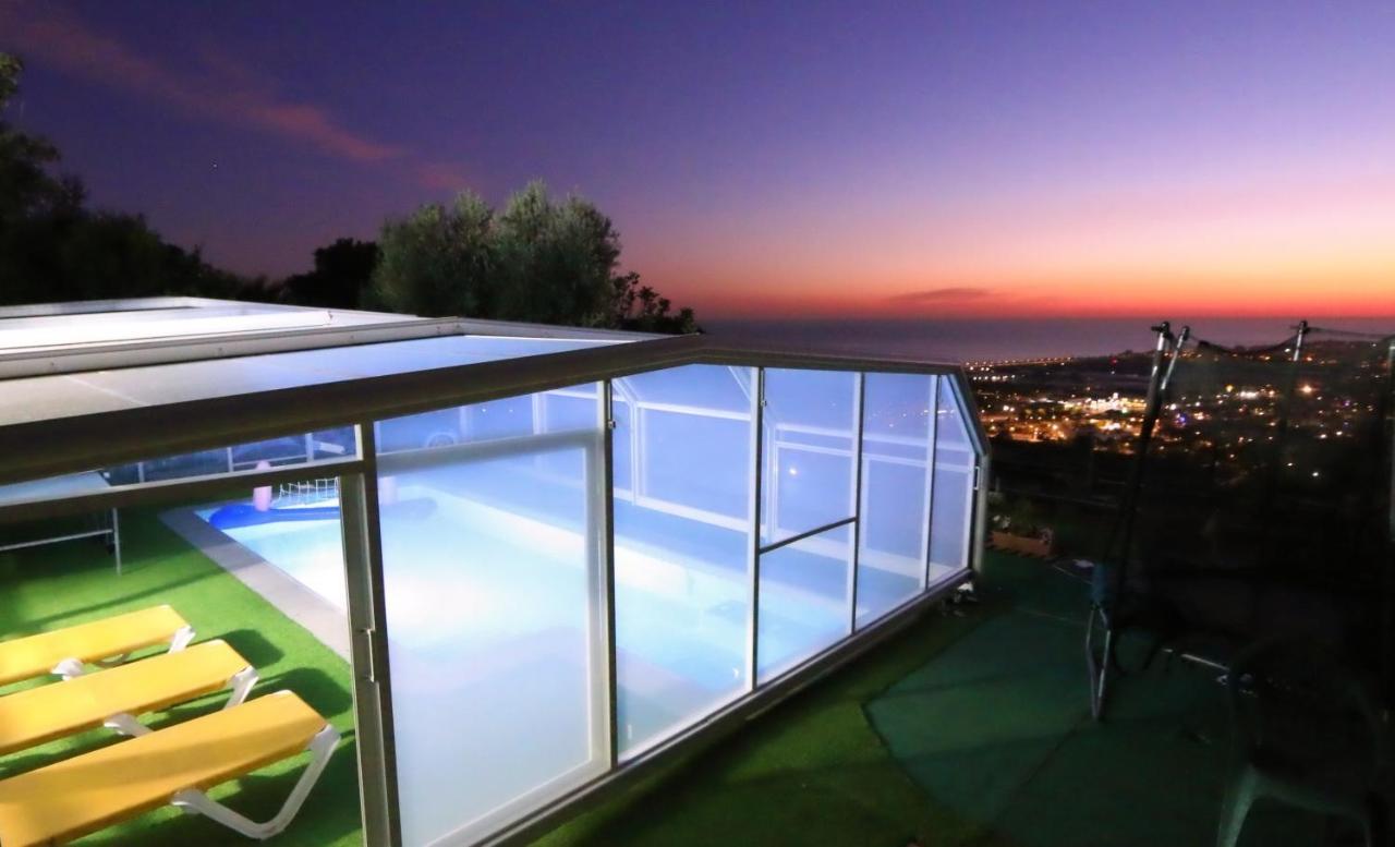 Villa con piscina privada climatizada Santa Susanna Exterior foto